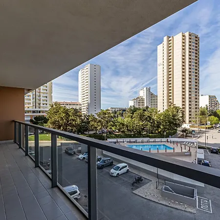 Rocha Tower 3c